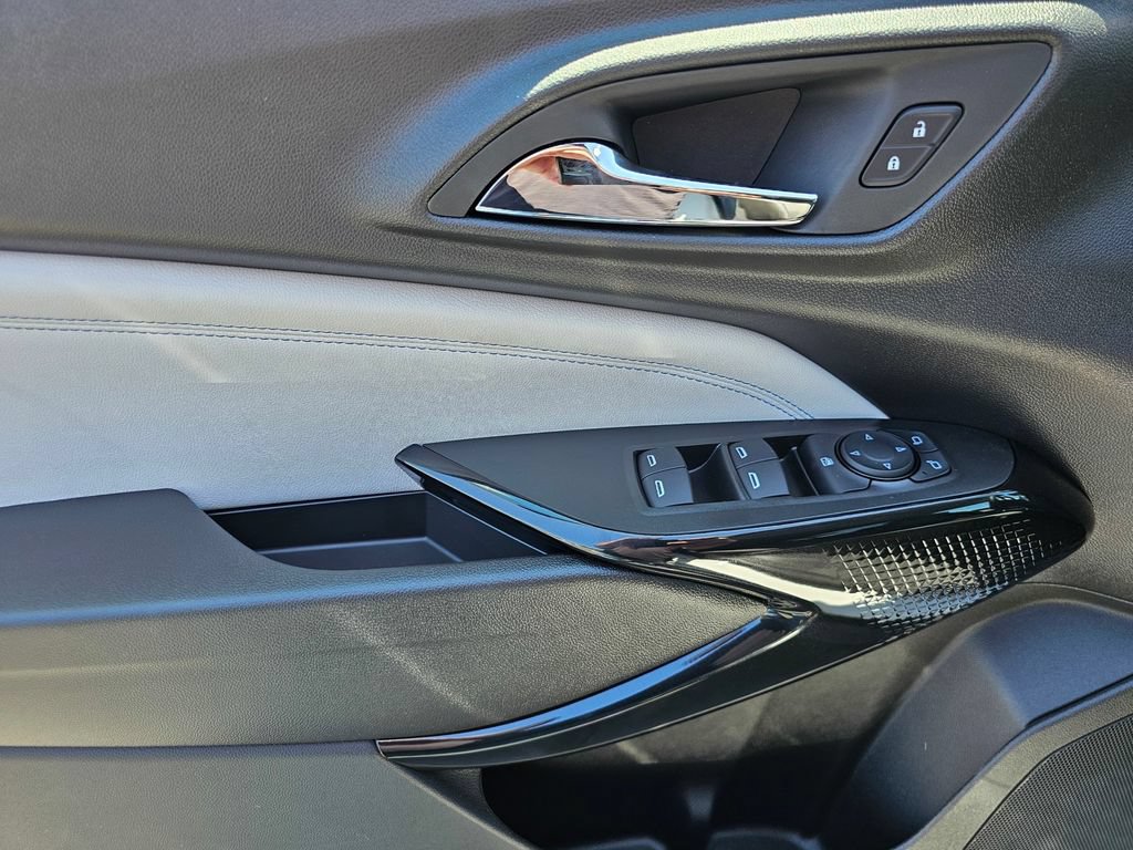 New 2026 Chevrolet Trax LT w/ Driver Confidence Package FWD image 19