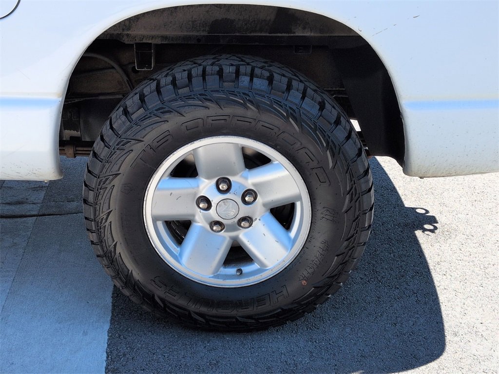 Used 2003 Dodge Ram 1500 Truck SLT image 20