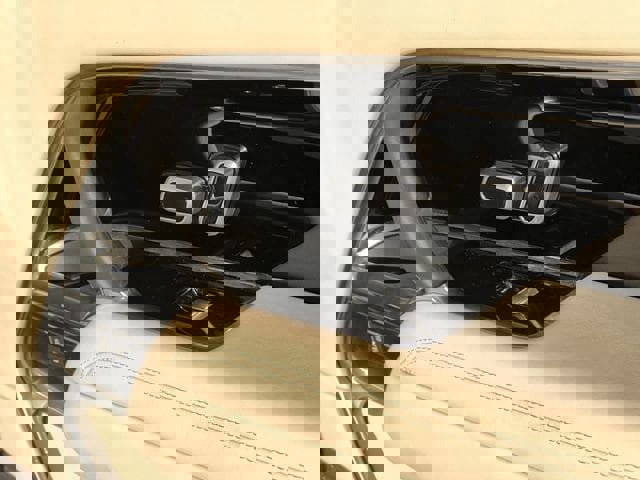 Used 2025 Land Rover Range Rover Long Wheelbase Autobiography image 22