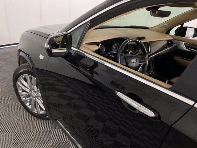 Certified 2025 Cadillac XT6 Premium Luxury w/ Platinum Package AWD/4WD image 36