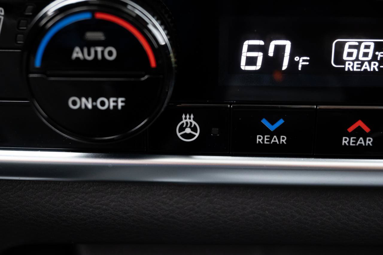 Used 2025 Nissan Rogue SL w/ SL Premium Package AWD/4WD image 30
