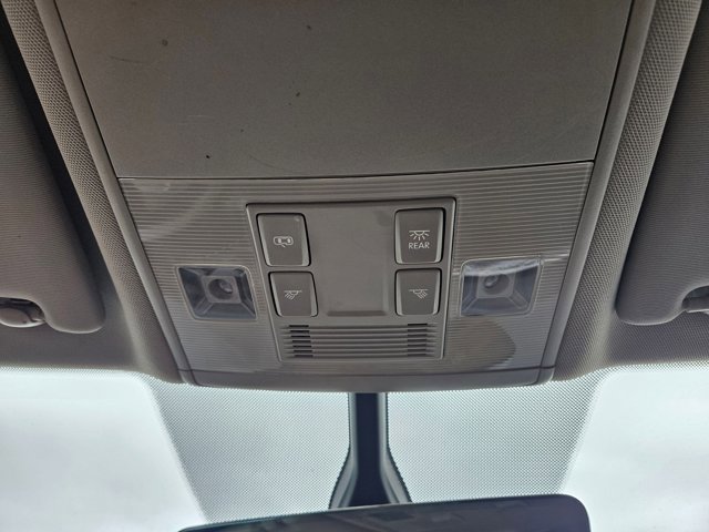 Used 2021 Volkswagen Atlas SE image 17