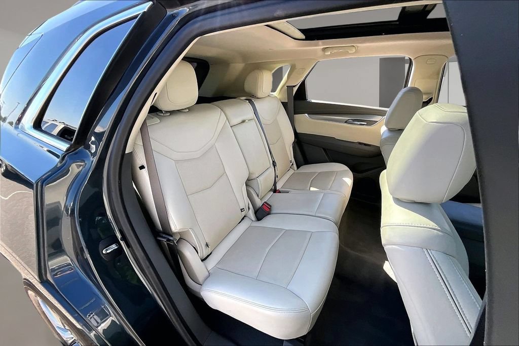 Used 2021 Cadillac XT5 Premium Luxury FWD image 28
