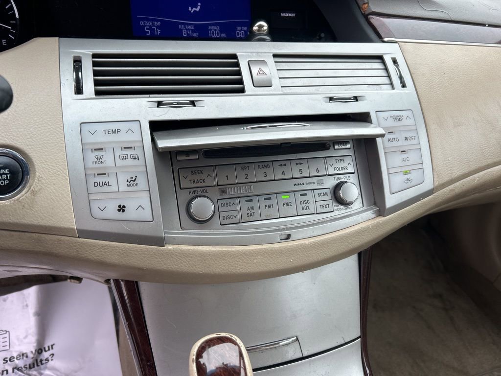 Used 2010 Toyota Avalon Limited image 12