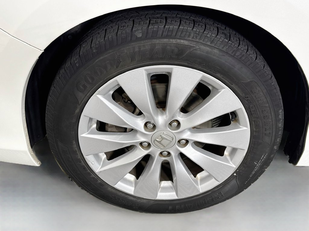 Used 2015 Honda Accord EX-L image 31