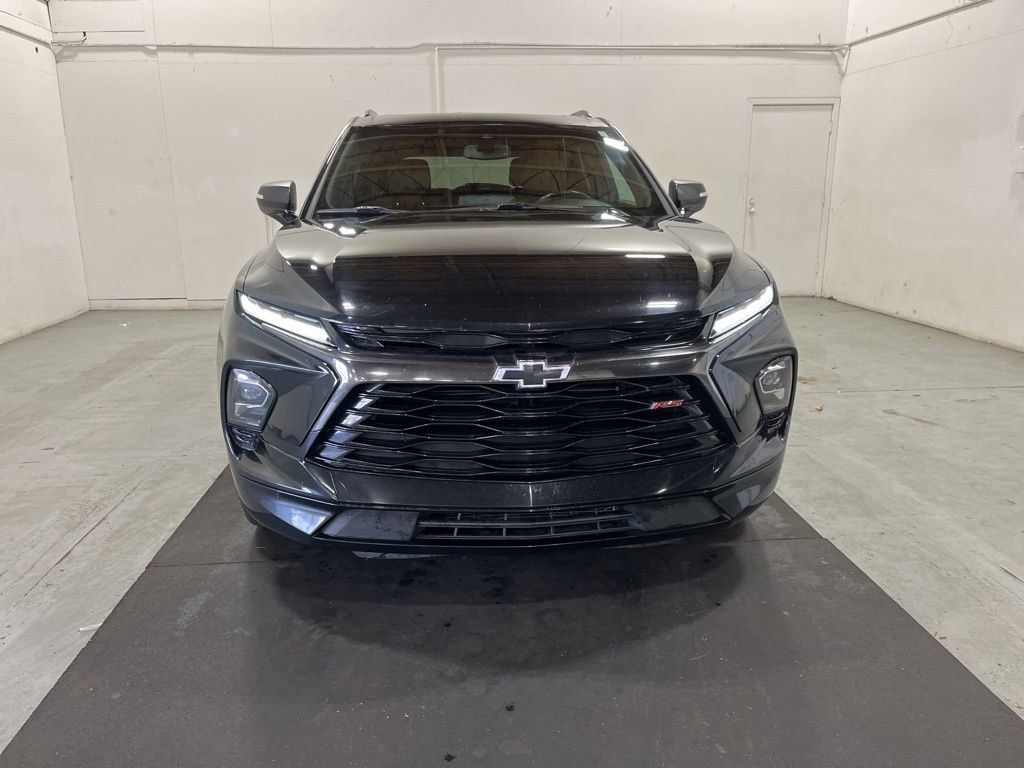 Certified 2023 Chevrolet Blazer RS AWD/4WD image 2