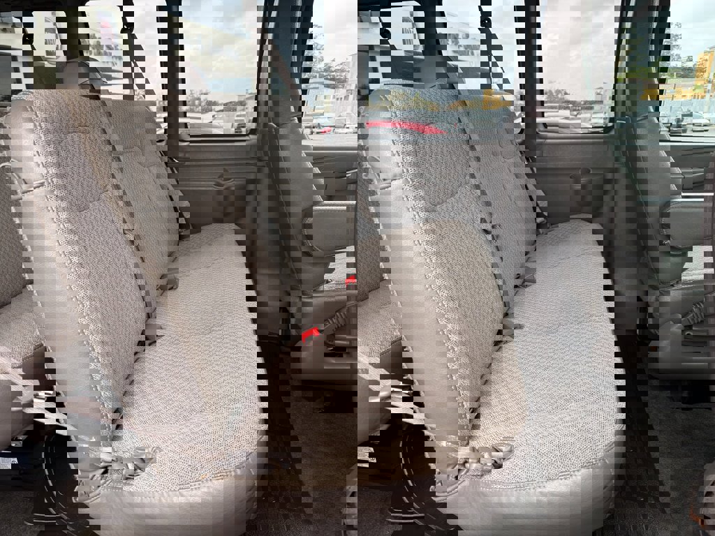 Used 2017 Chevrolet Express 3500 LT w/ LT Preferred Equipment Group image 19