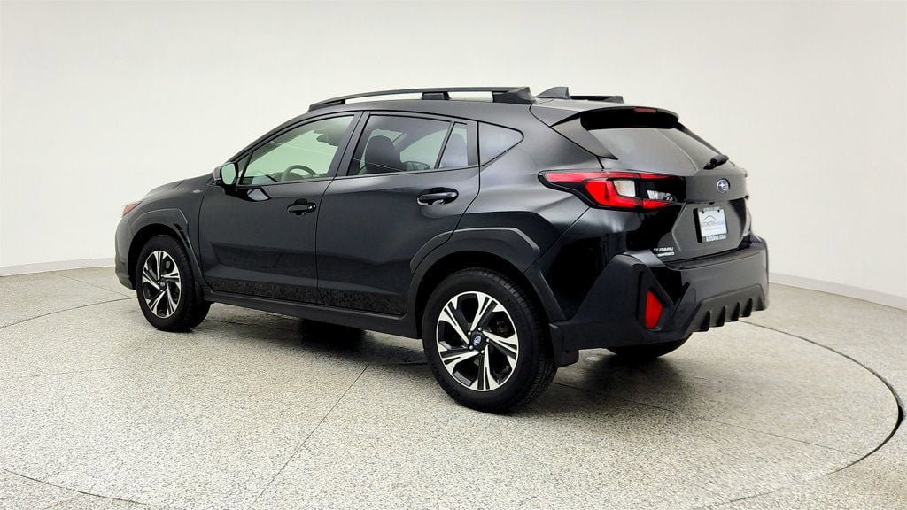 Used 2024 Subaru Crosstrek 2.0i Premium AWD/4WD image 7