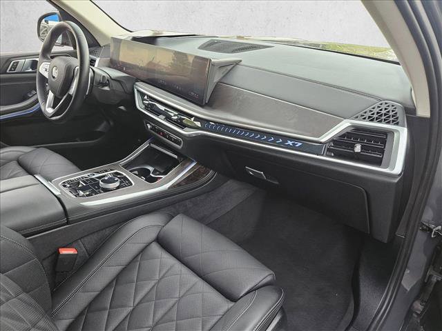 Certified 2024 BMW X7 xDrive40i image 22