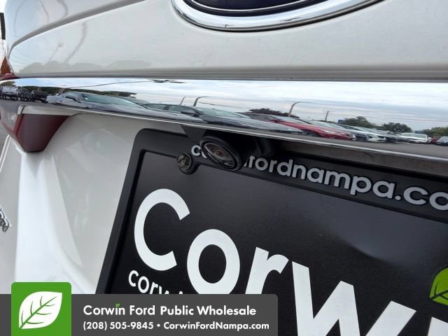 Used 2017 Ford Fusion Titanium FWD image 11