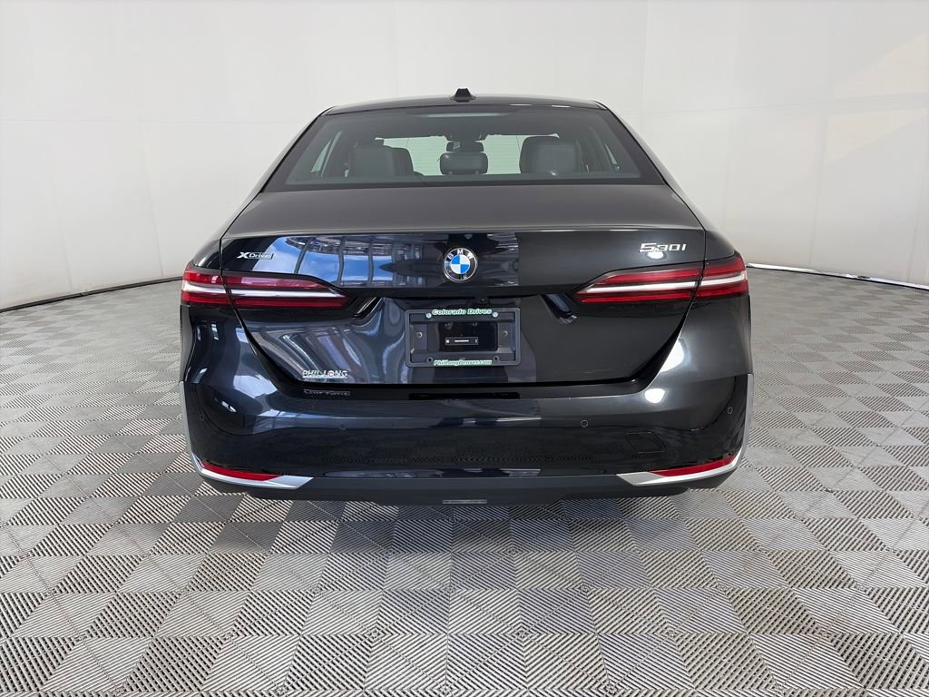 Used 2024 BMW 530i xDrive image 6