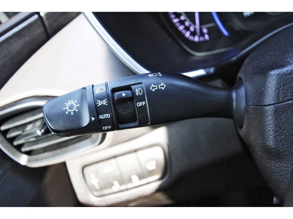 Used 2019 Hyundai Santa Fe Ultimate image 14