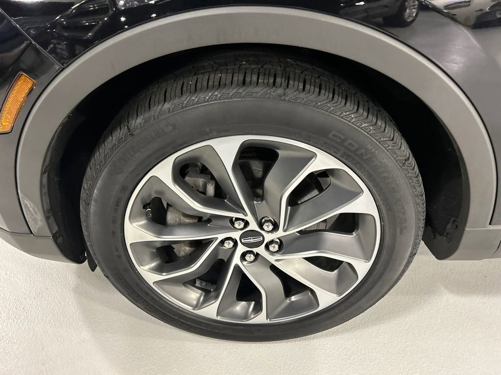 Used 2022 Lincoln Nautilus Reserve AWD/4WD image 8