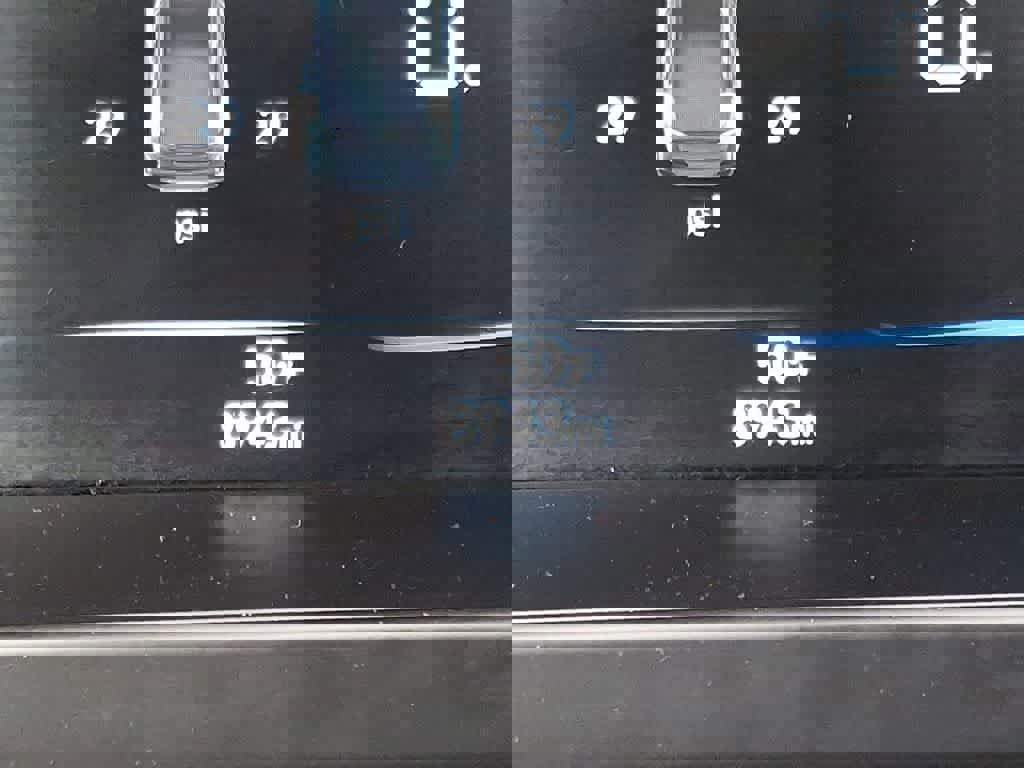 Certified 2025 Hyundai Elantra Sport image 18