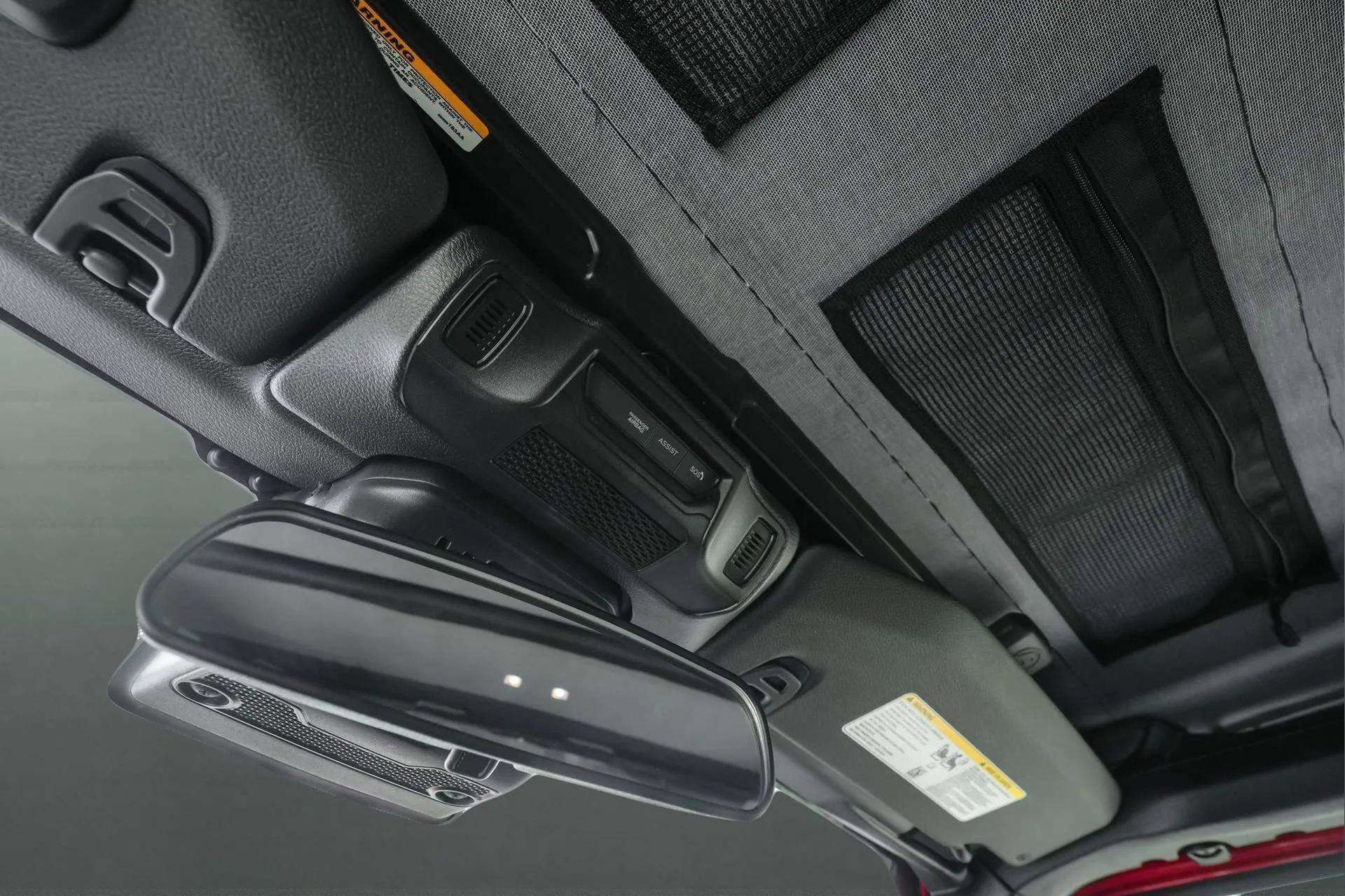 Used 2024 Jeep Wrangler Willys image 24