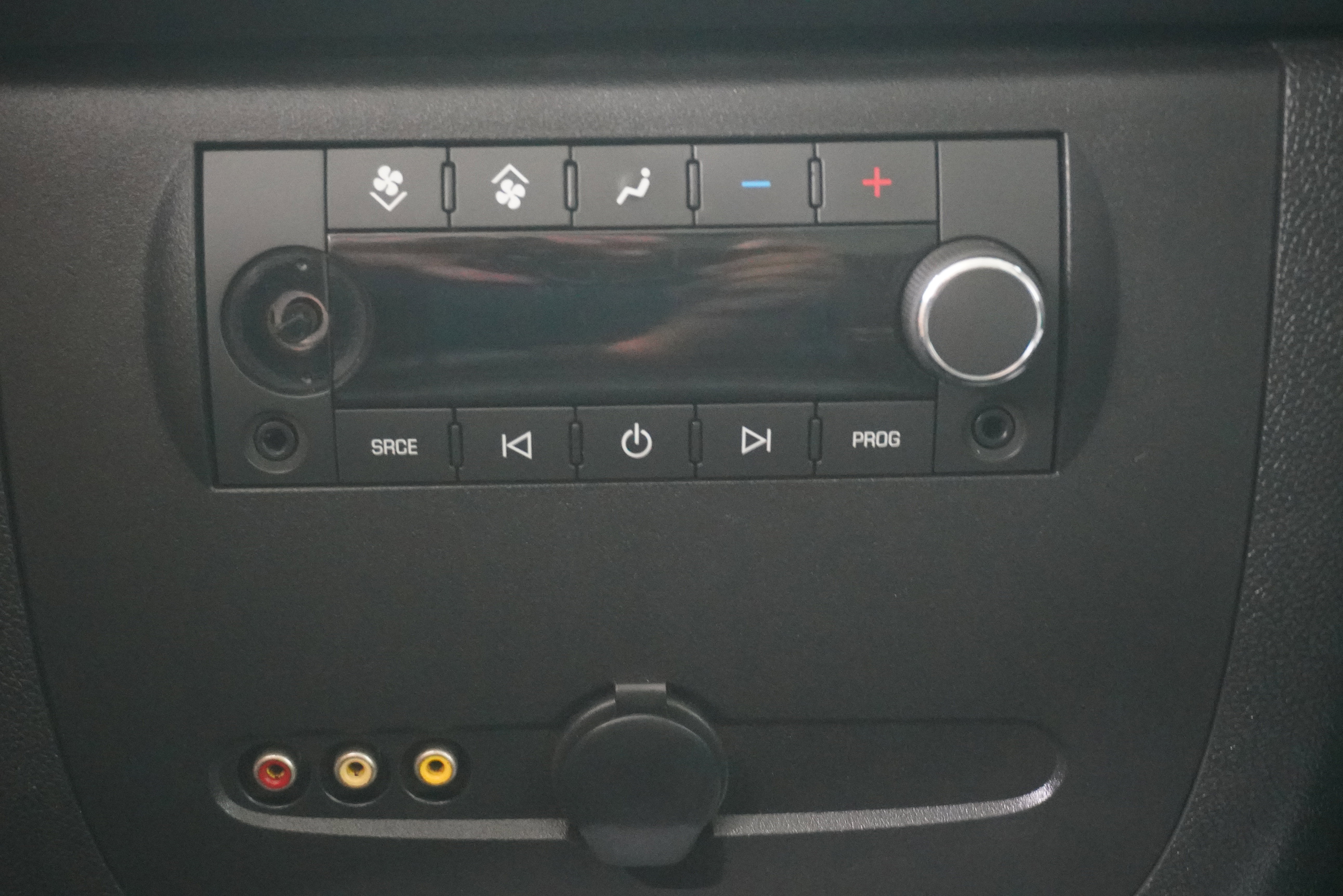 Used 2014 GMC Yukon XL SLT image 14