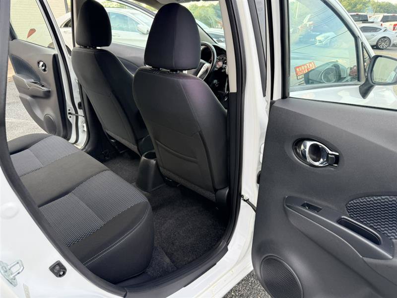 Used 2017 Nissan Versa Note SV FWD image 14