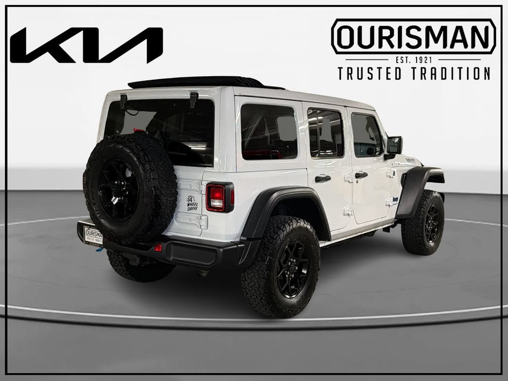 Used 2024 Jeep Wrangler Unlimited AWD/4WD image 4