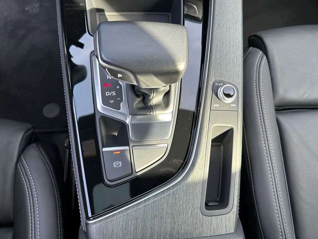 Used 2023 Audi A4 2.0T Premium Plus w/ Premium Plus Package image 38