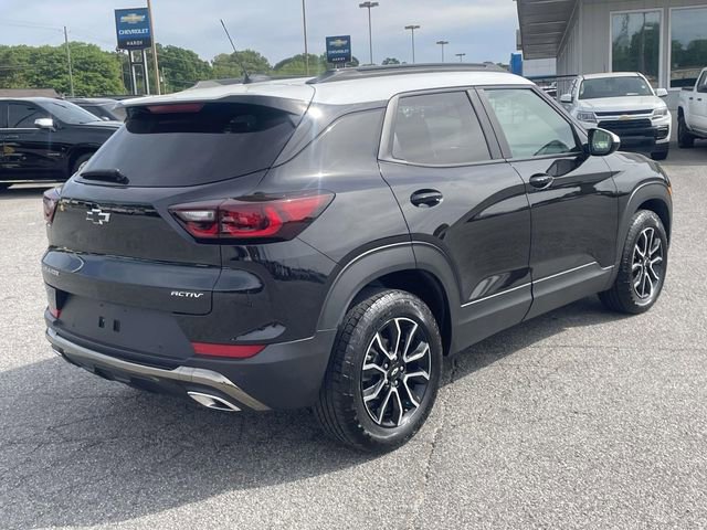 Used 2024 Chevrolet TrailBlazer ACTIV w/ Convenience Package image 3