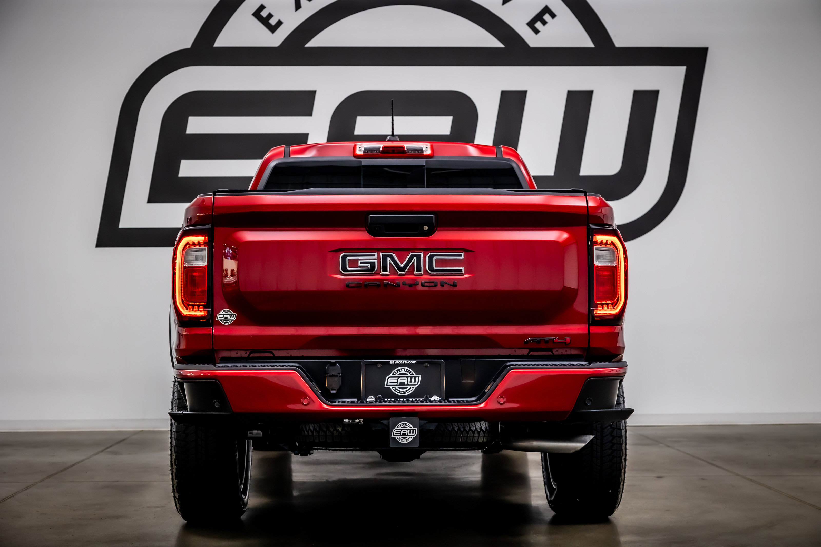 Used 2026 GMC Canyon AT4 w/ Nightfall Essentials Package image 10