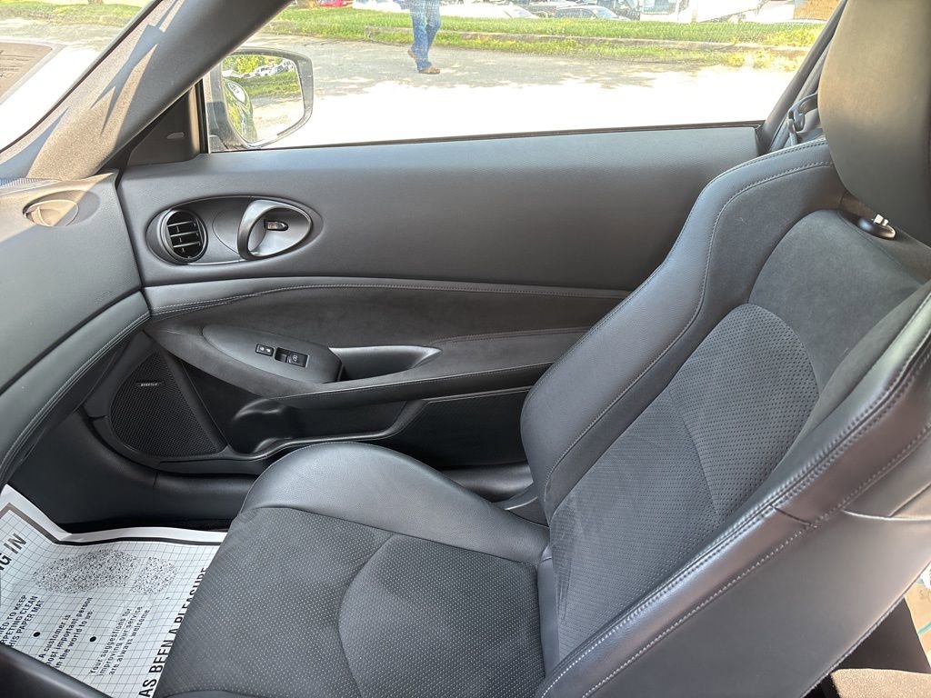Used 2024 Nissan Z Performance w/ Floor Mat Package image 25