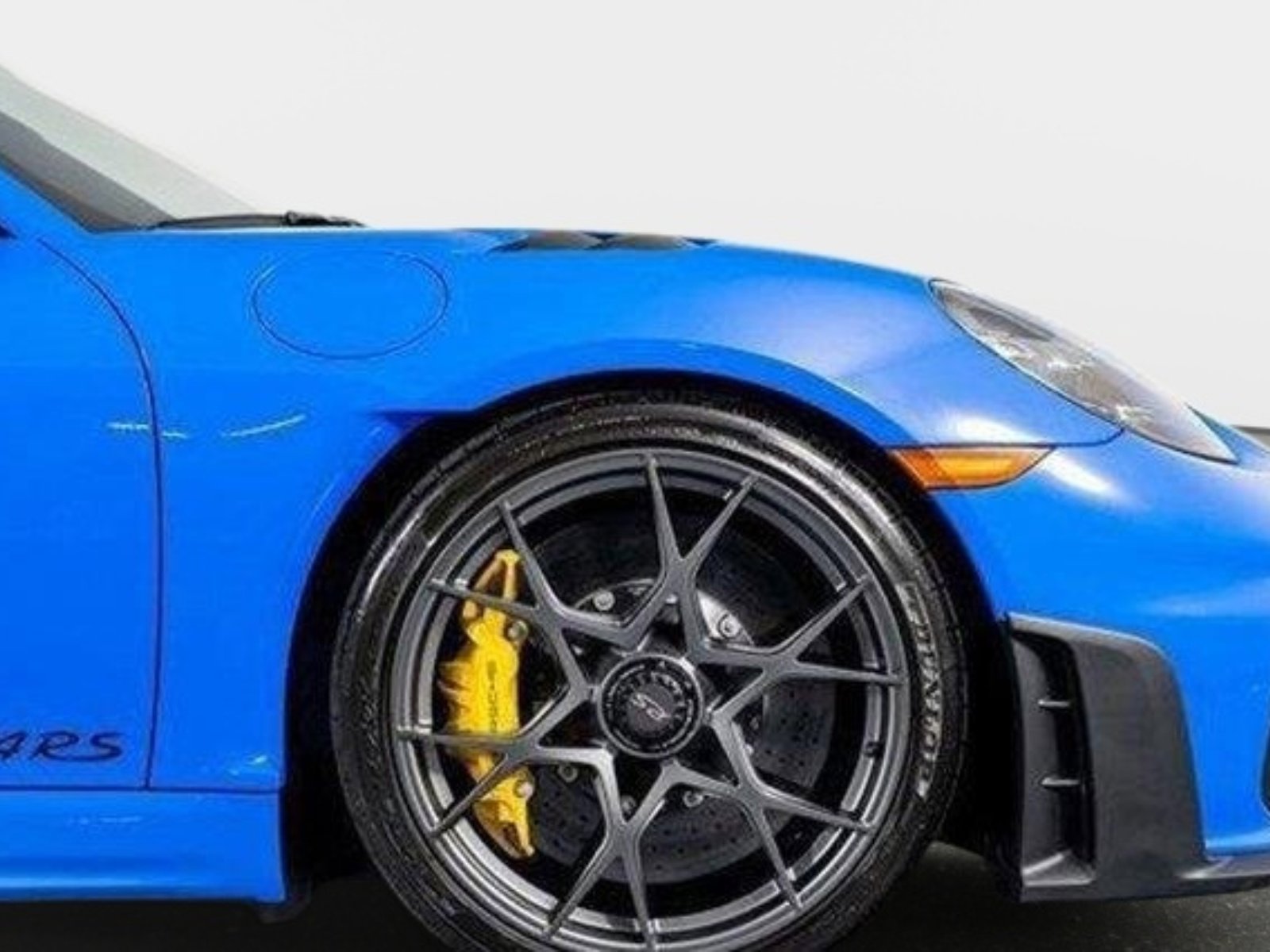 Used 2024 Porsche 718 Cayman GT4 RS RWD image 7