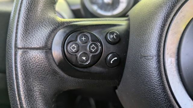 Used 2012 MINI Cooper Convertible FWD image 24