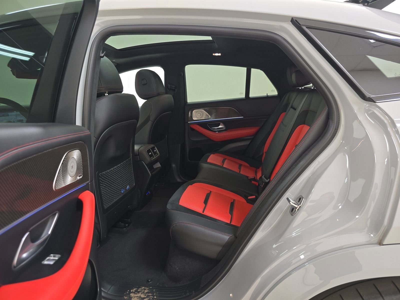 Certified 2024 Mercedes-Benz GLE 63 AMG S w/ Driver Assistance Package image 3