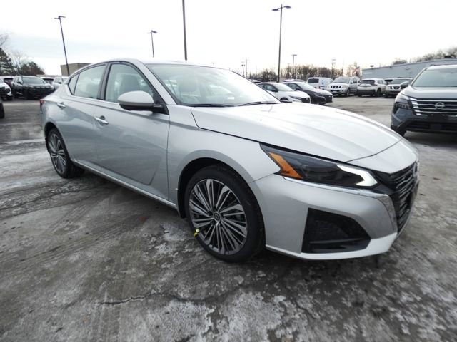 New 2025 Nissan Altima 2.5 SL image 1