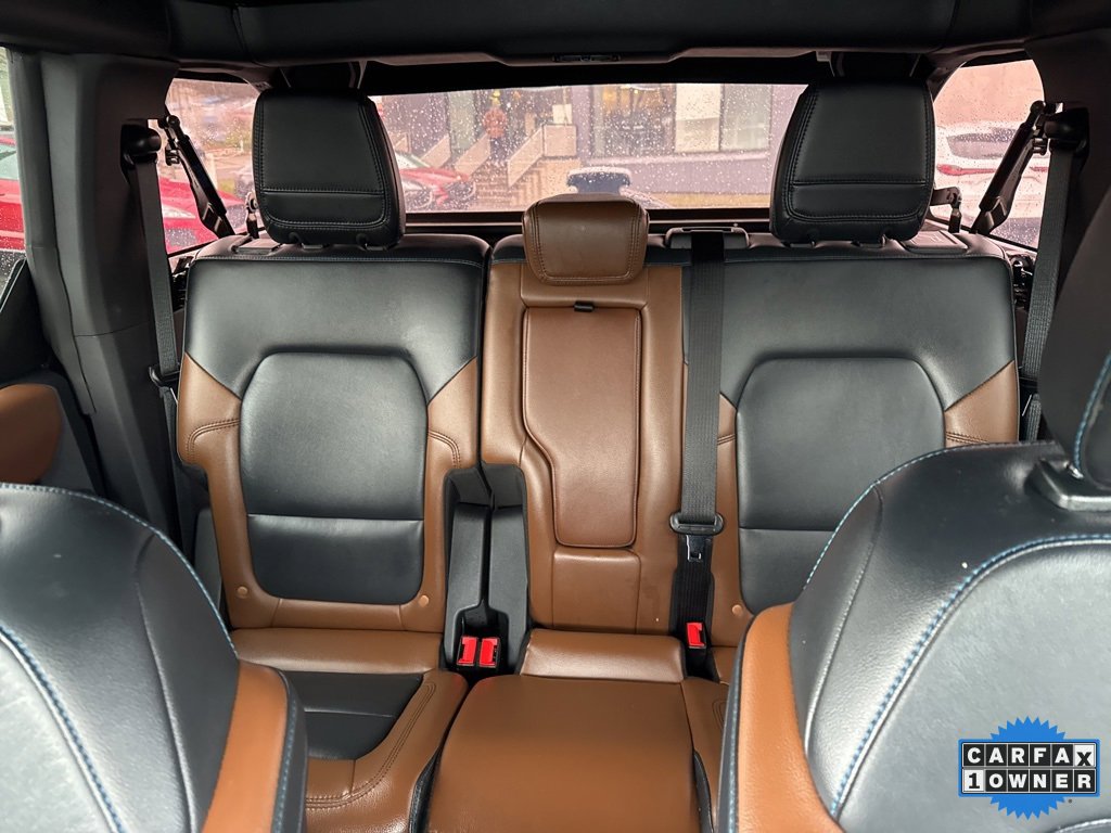 Used 2024 Ford Bronco Outer Banks image 3
