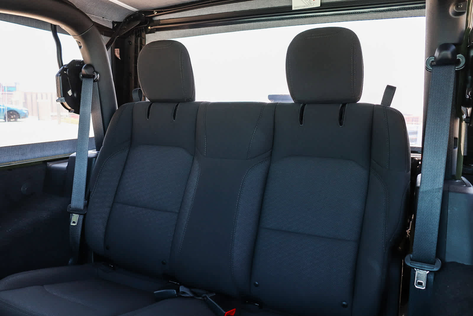 Used 2022 Jeep Wrangler Sport S image 19