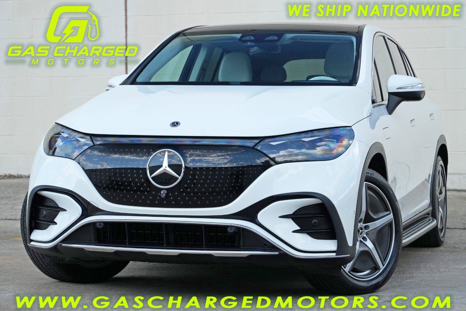 Used 2023 Mercedes-Benz EQE 500 4MATIC SUV w/ Exclusive Trim Package image 1