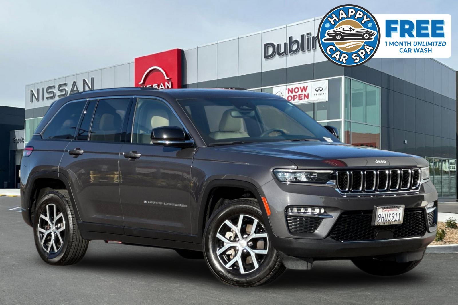 Used 2023 Jeep Grand Cherokee Limited w/ Trailer Tow Prep Group (B)