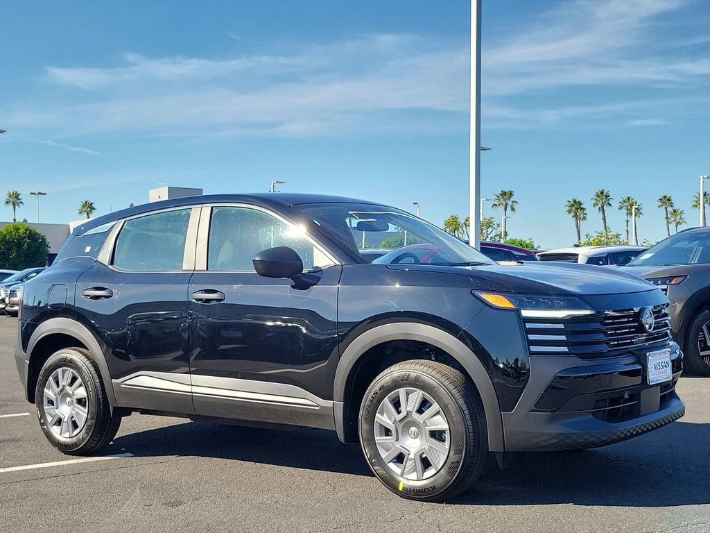 New 2026 Nissan Kicks S