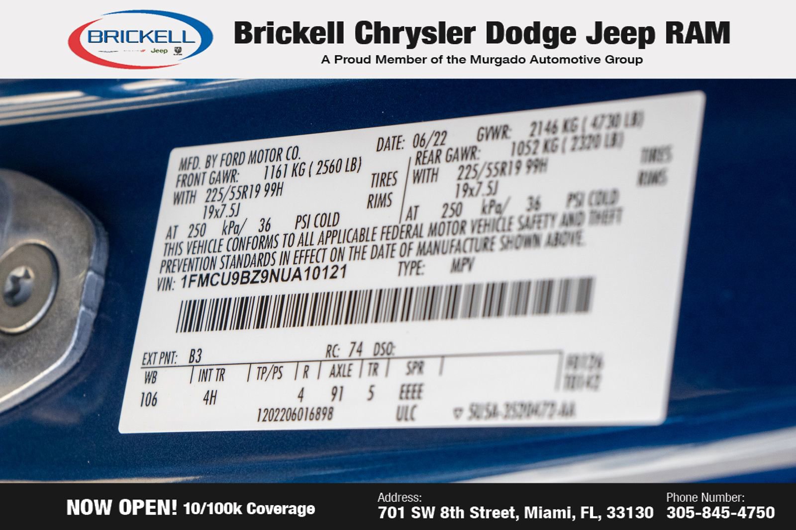 Used 2022 Ford Escape SE w/ SE Sport Appearance Package image 32