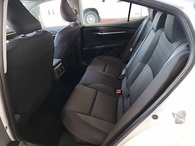 Used 2025 Toyota Camry LE FWD image 10