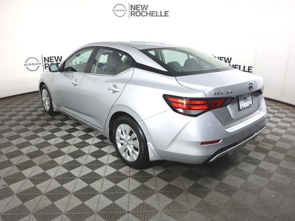 Certified 2022 Nissan Sentra S image 7