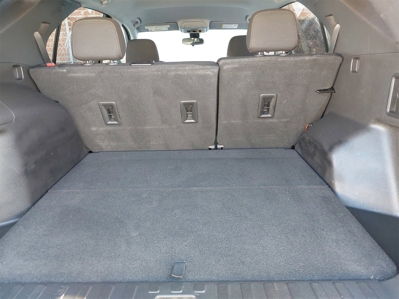 Used 2021 Chevrolet Equinox LT image 12