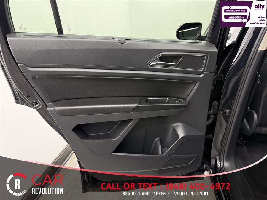 Used 2018 Volkswagen Atlas SE image 35