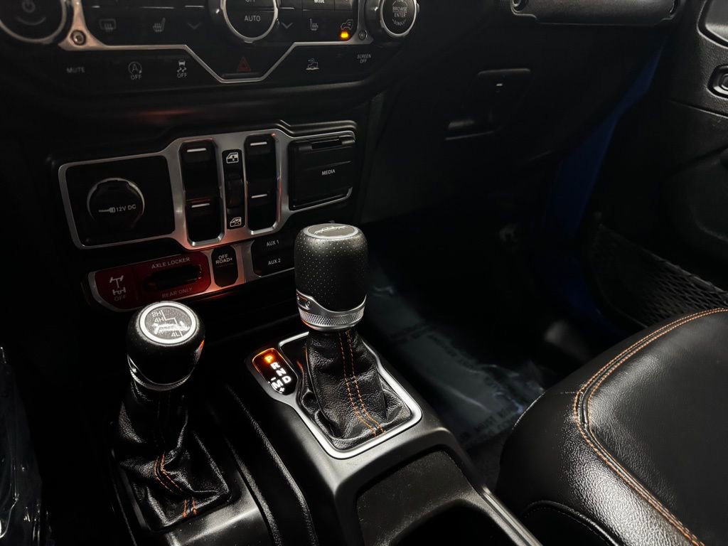 Used 2023 Jeep Gladiator Mojave w/ Cold Weather Group AWD/4WD image 26