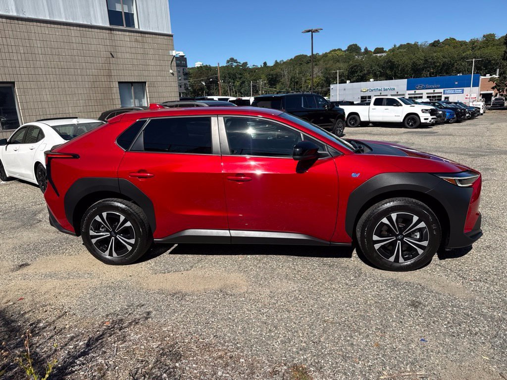 Used 2023 Subaru Solterra AWD image 8