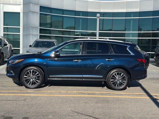 Used 2019 INFINITI QX60 Luxe w/ Sensory Package AWD/4WD image 3