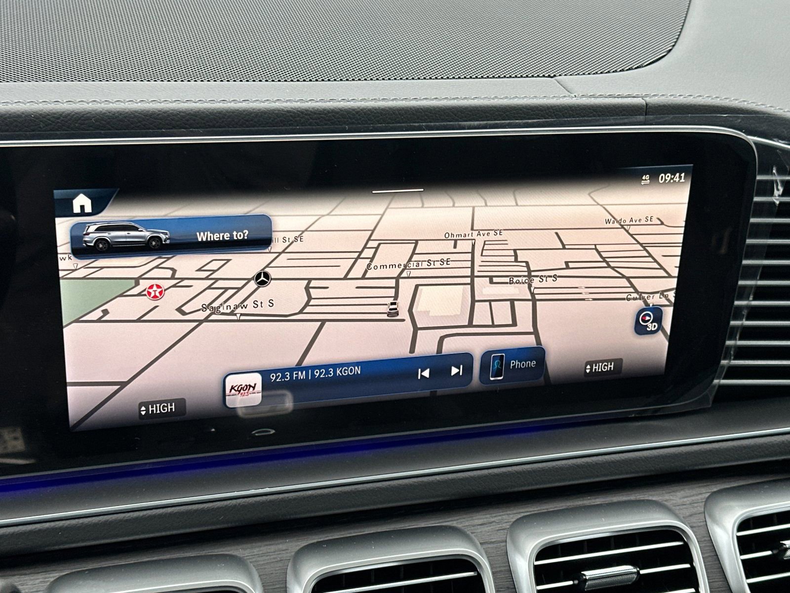 New 2026 Mercedes-Benz GLS 450 4MATIC image 19