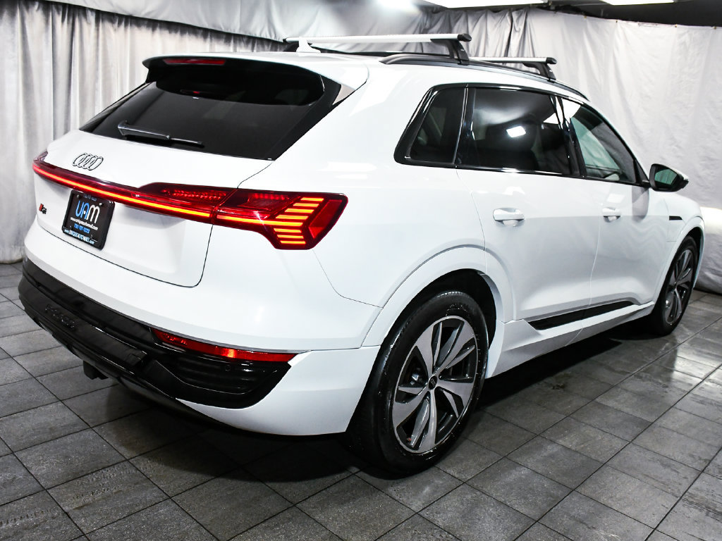 Used 2024 Audi Q8 e-tron Premium AWD/4WD image 6