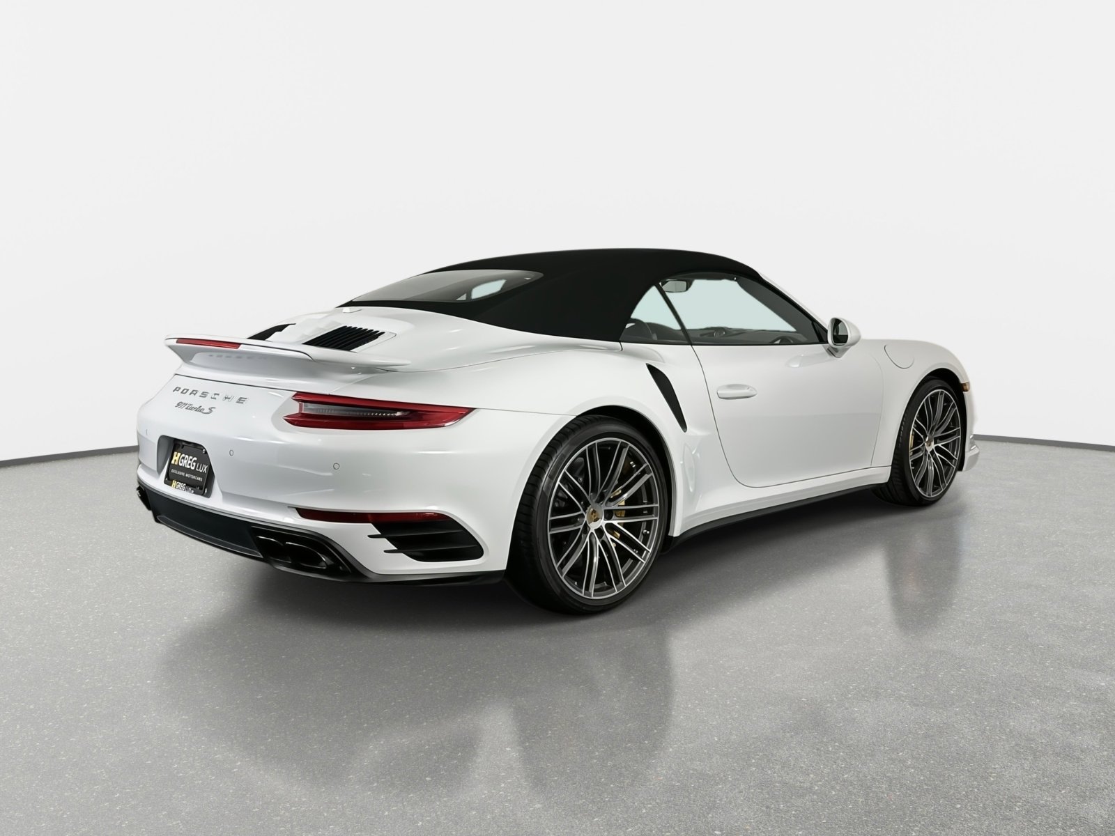 Used 2017 Porsche 911 Turbo S AWD/4WD image 8