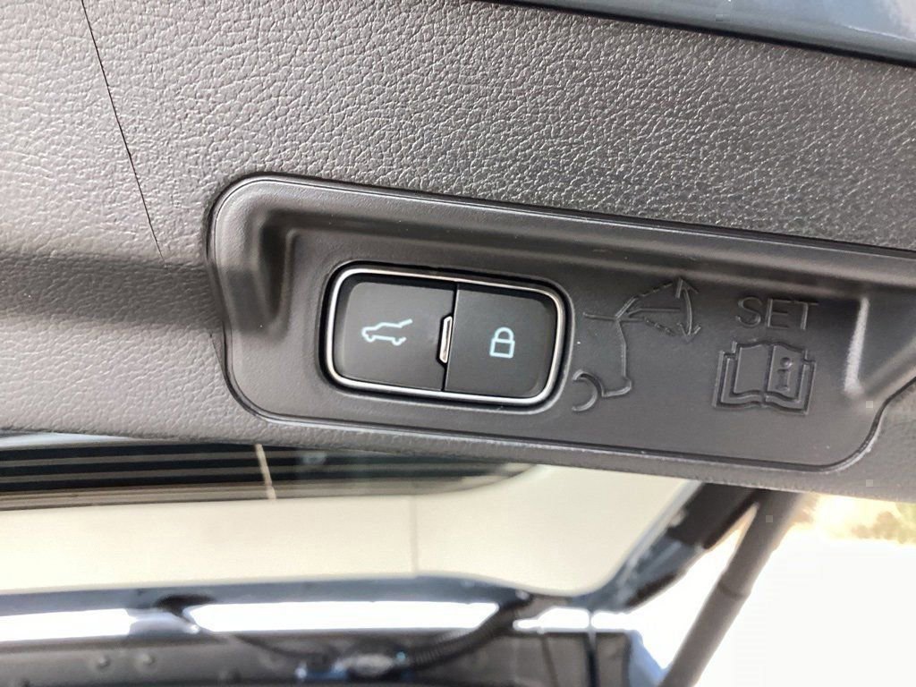 New 2026 Ford Explorer Active image 16
