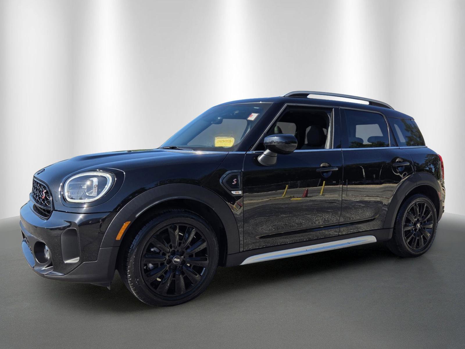 Certified 2024 MINI Cooper Countryman S FWD image 3