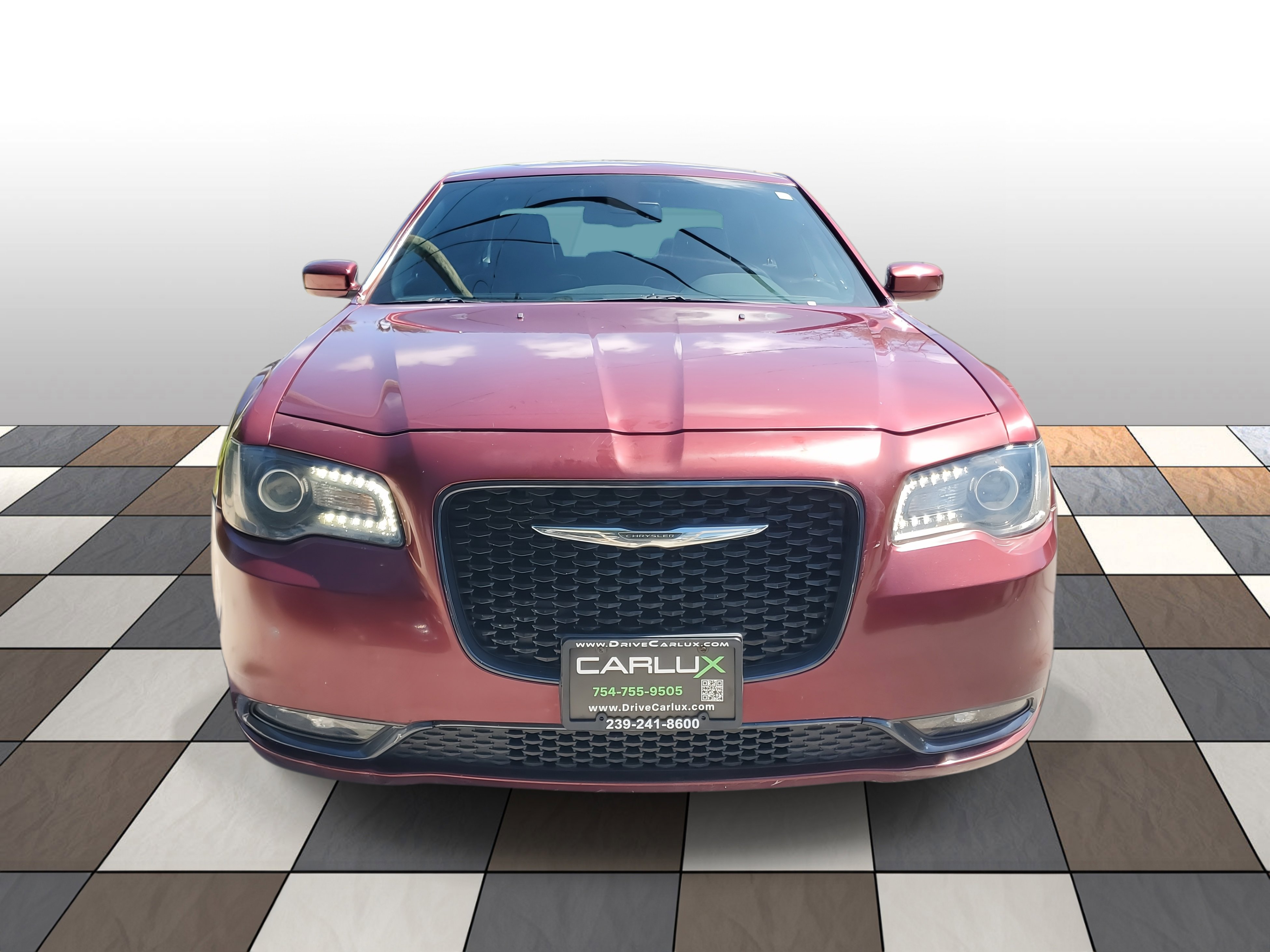 Used 2019 Chrysler 300 S image 2