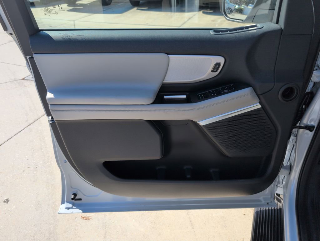 New 2026 Ford Expedition Active image 29